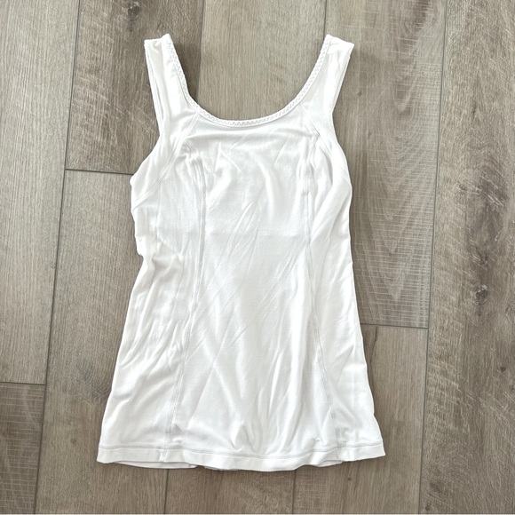 White Lululemon ruffle tank - Picture 1 of 2
